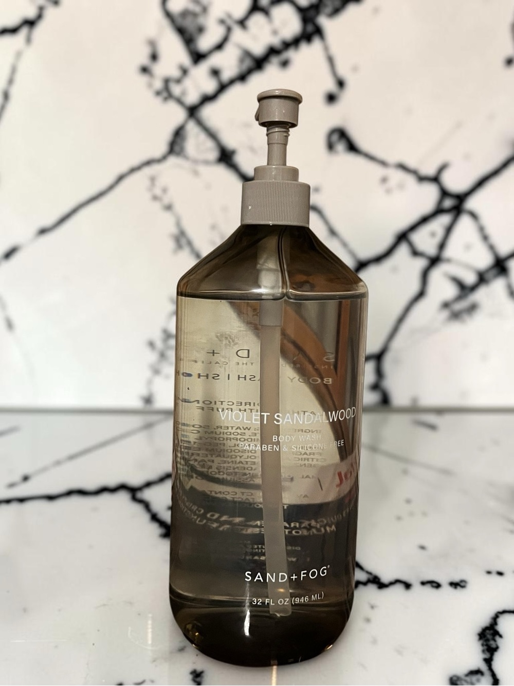 Violet Sandalwood Body Wash - Brown
